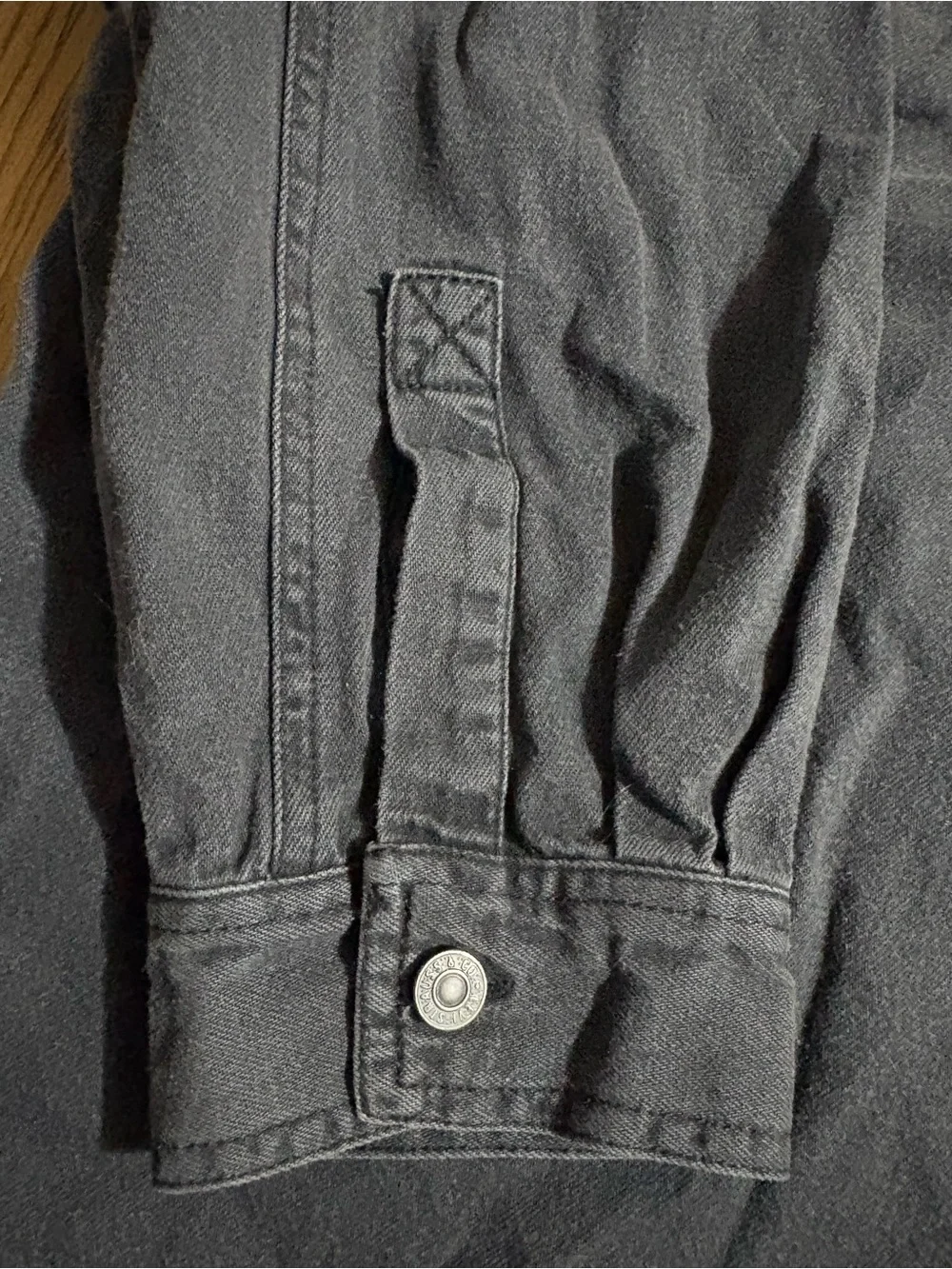 Levi's Men's Black  Button-Down Long Sleeve Shirt from 1994